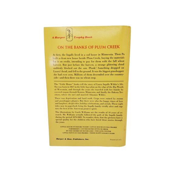 Vintage 1971 Laura Ingles Wilder - On the Banks of Plum Creek, paperback, preown - Picture 2 of 4